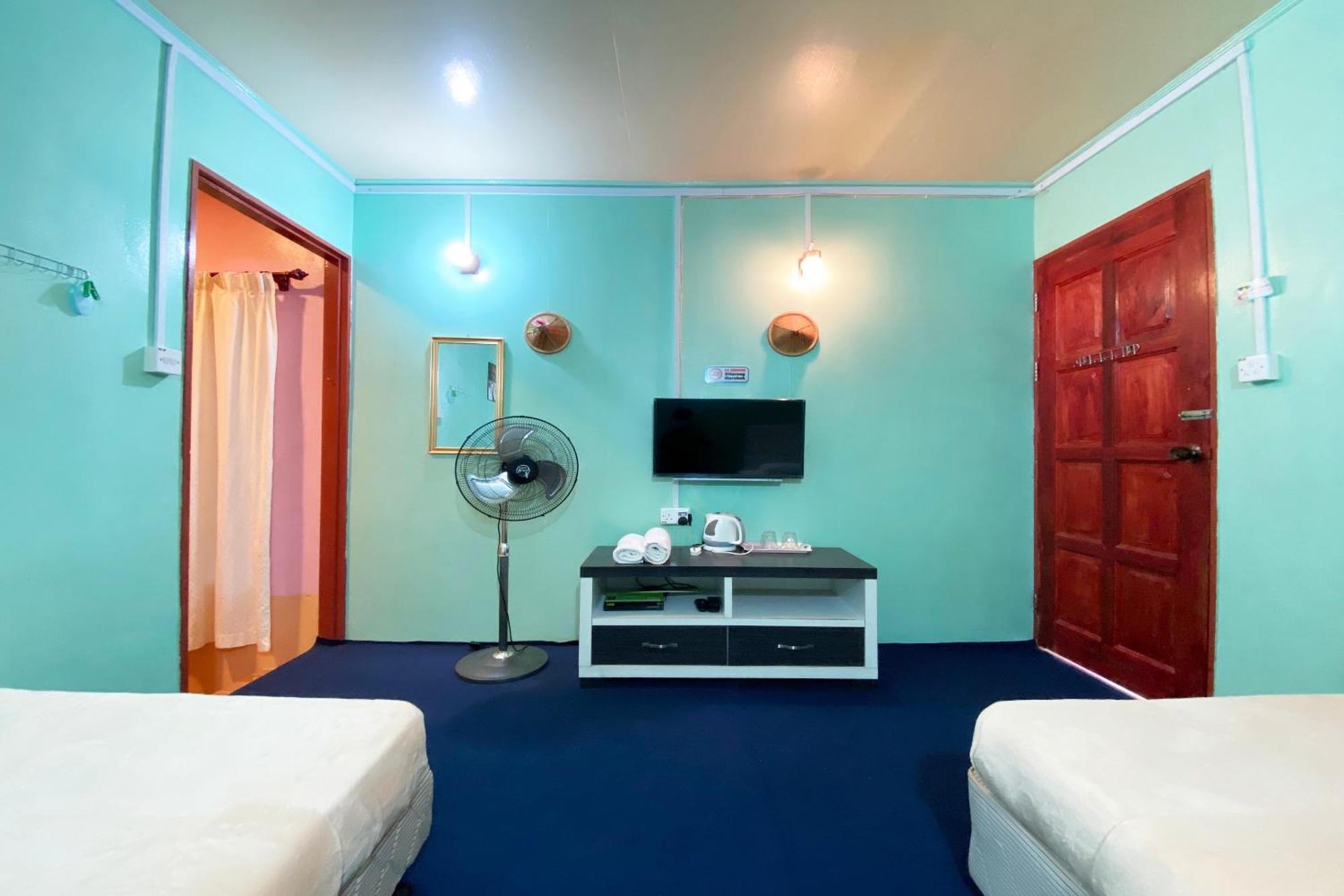 Oyo Home 90285 Pogimpaan Homestay Ranau Ngoại thất bức ảnh
