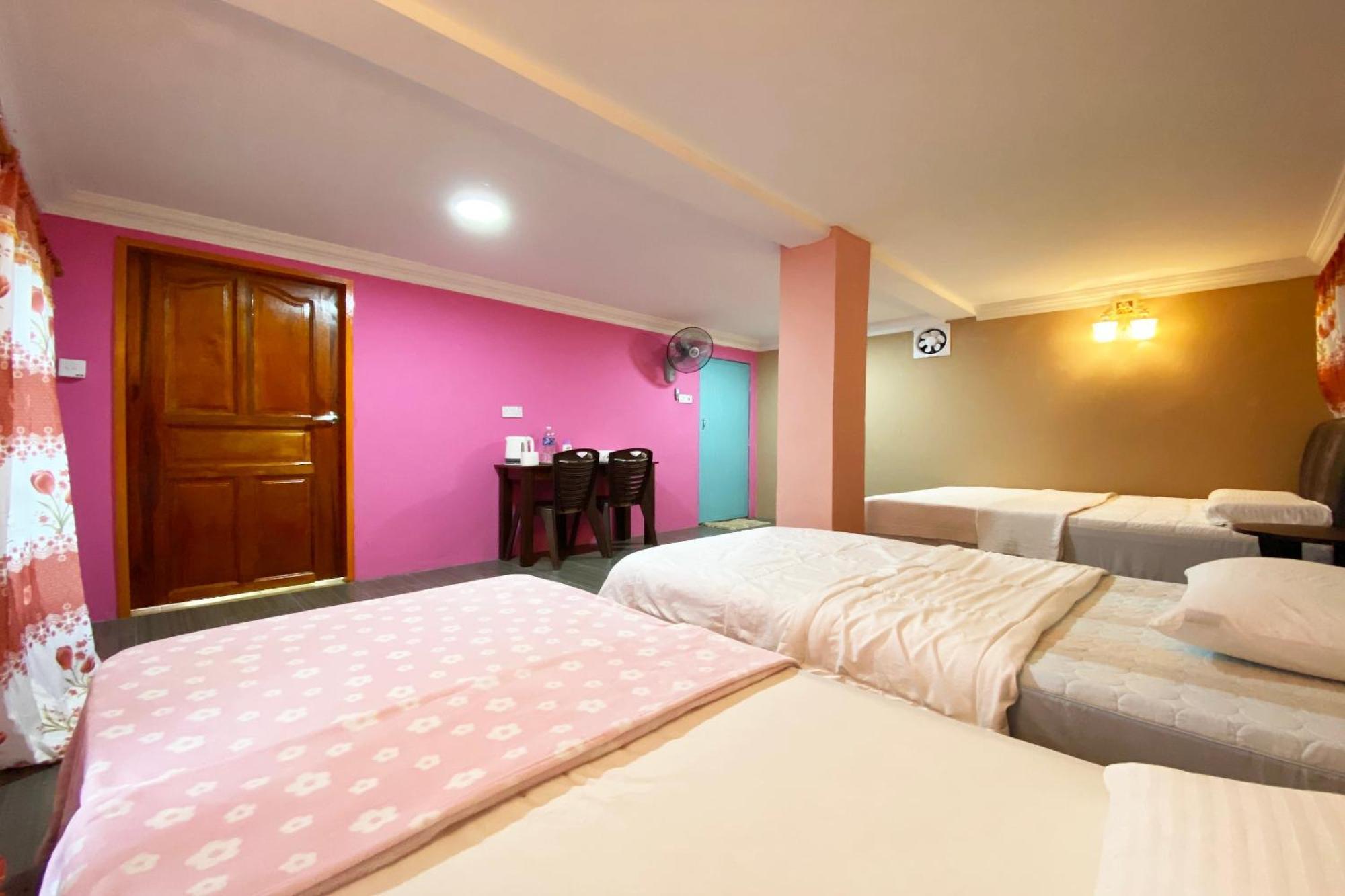 Oyo Home 90285 Pogimpaan Homestay Ranau Ngoại thất bức ảnh